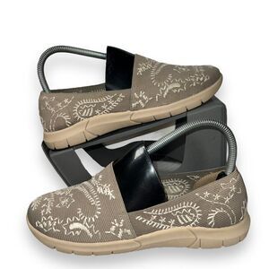 Yuu Embroidered Paisley Casual Slip-on Shoes Women's 7‎